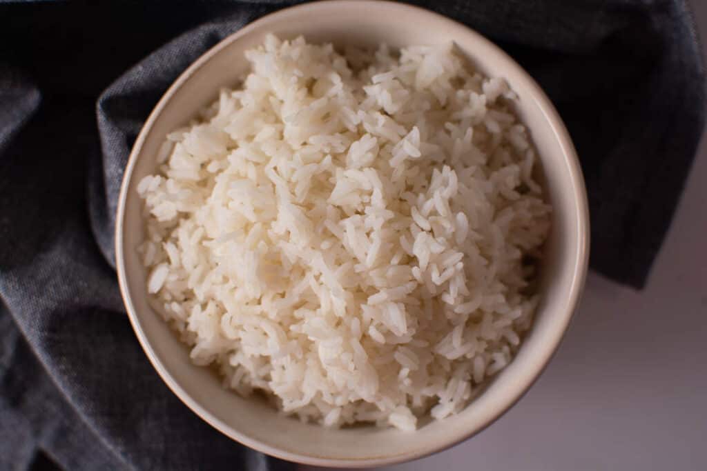 flatlay shot of white rice in bowl