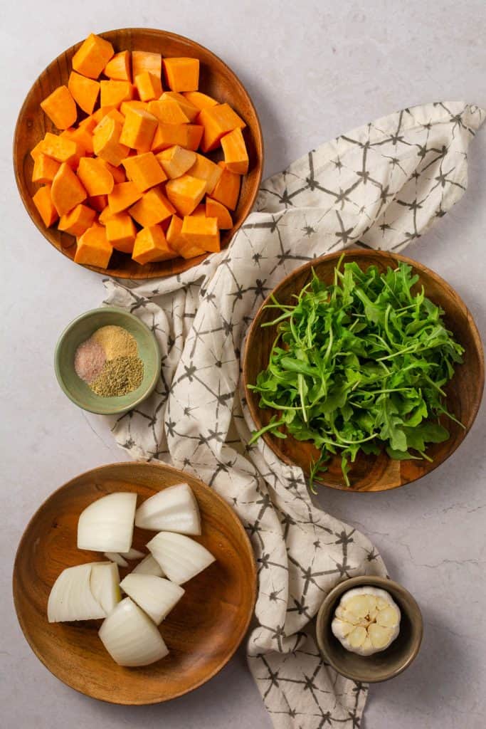 Birdseye of bowls full of ingredients.